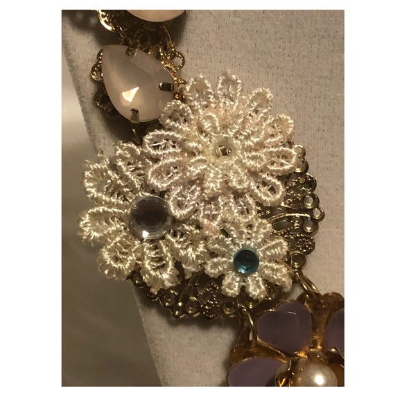 Claire's Jewelry - Floral Statement Necklace